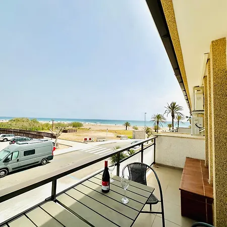 Apartmán En Primera Linea De Mar *
